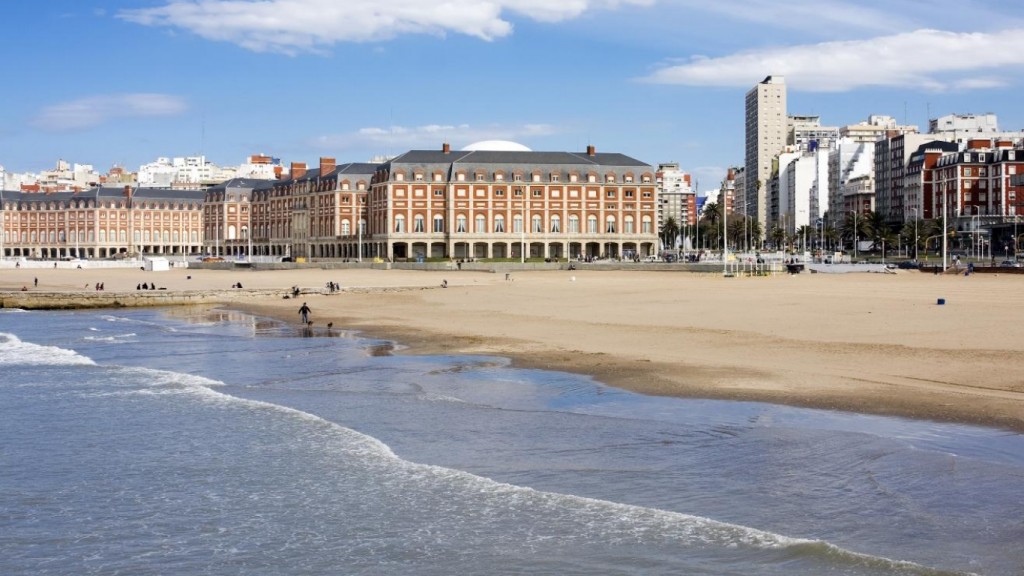 Mar del Plata Levanta el Telon